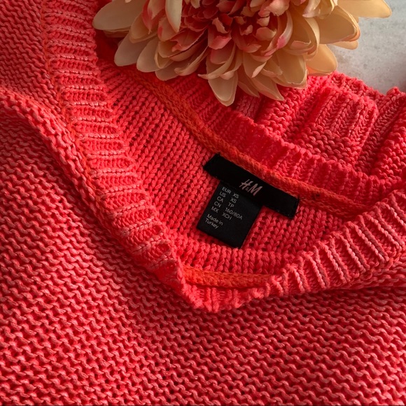 H&M Sweater in Bright Coral Orange - Picture 2 of 7